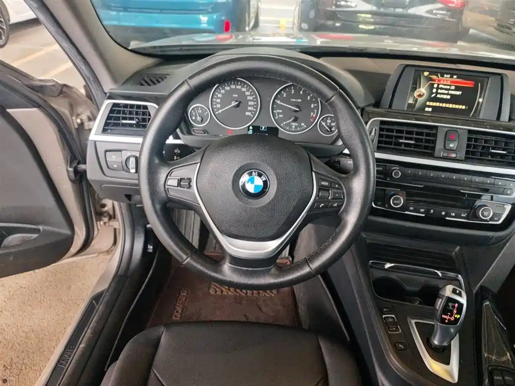 BMW 3 Series 2017 320Li Fashion фото 11