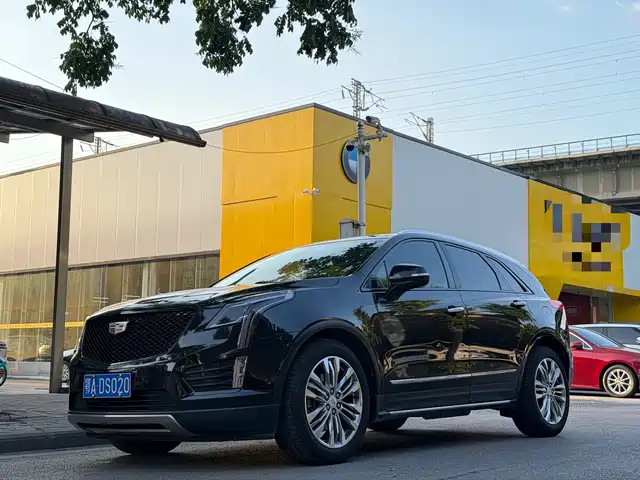 Cadillac XT5 2018 28E 4WD Leading — фото 1