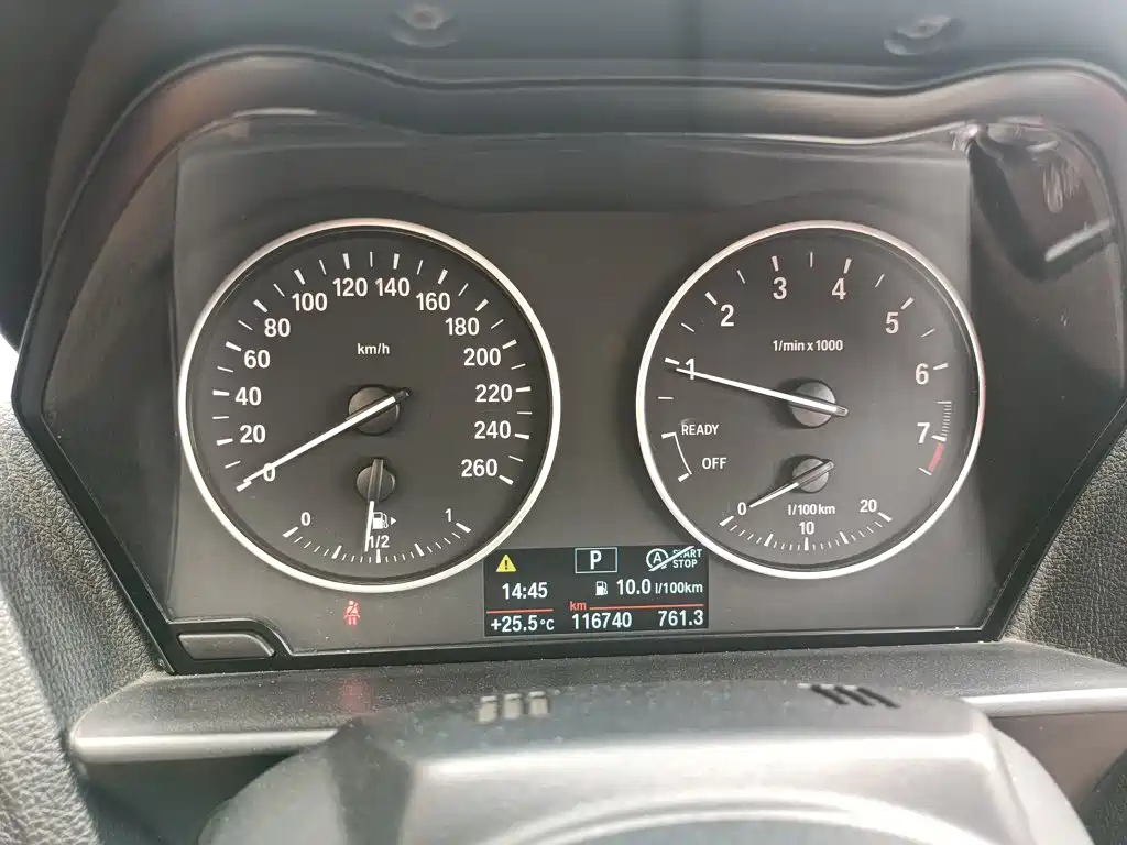 Photo 12 - BMW 2 Series (Import)