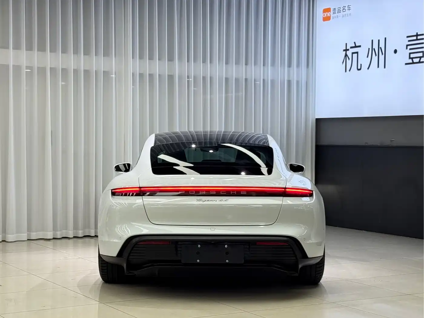 Porsche Taycan 2020 2019 Taycan 4S