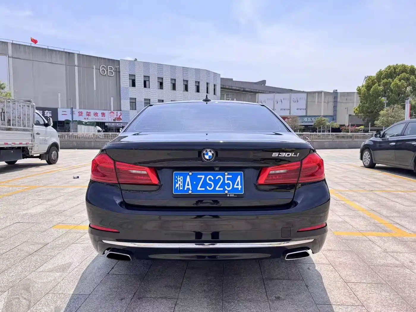 BMW 5 Series 2019 530Li Leading Luxury Package фото 5