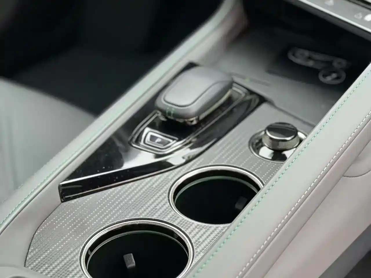 ZEEKR EXTREME KRYPTON 001