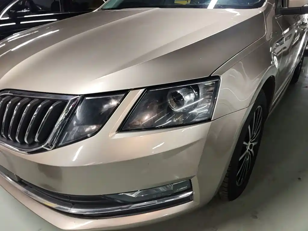 صورة 24 - Škoda Octavia