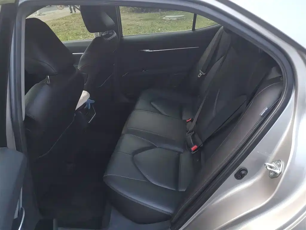 Toyota Camry 2021 2.0G Luxury Edition фото 13