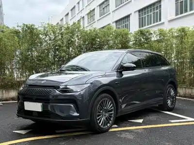 Leapmotor C11