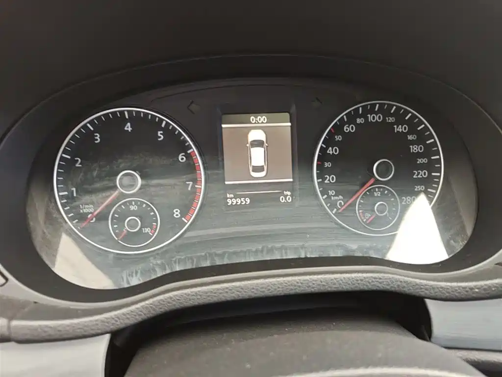 Volkswagen Passat 2015 1.8TSI DSG Prestige Edition фото 12
