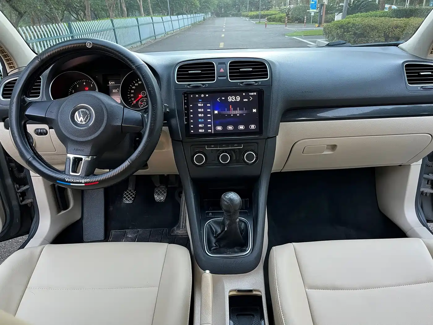 Фото 4 - Volkswagen Golf