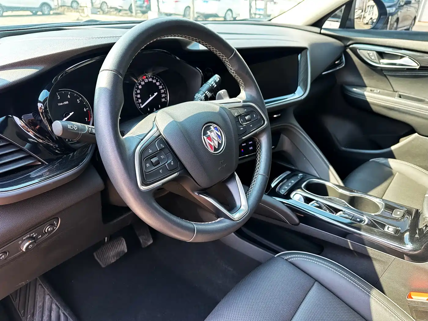 Buick Envision Plus 2022 Enclave Plus 652T 5-Seater AWD Luxury фото 8
