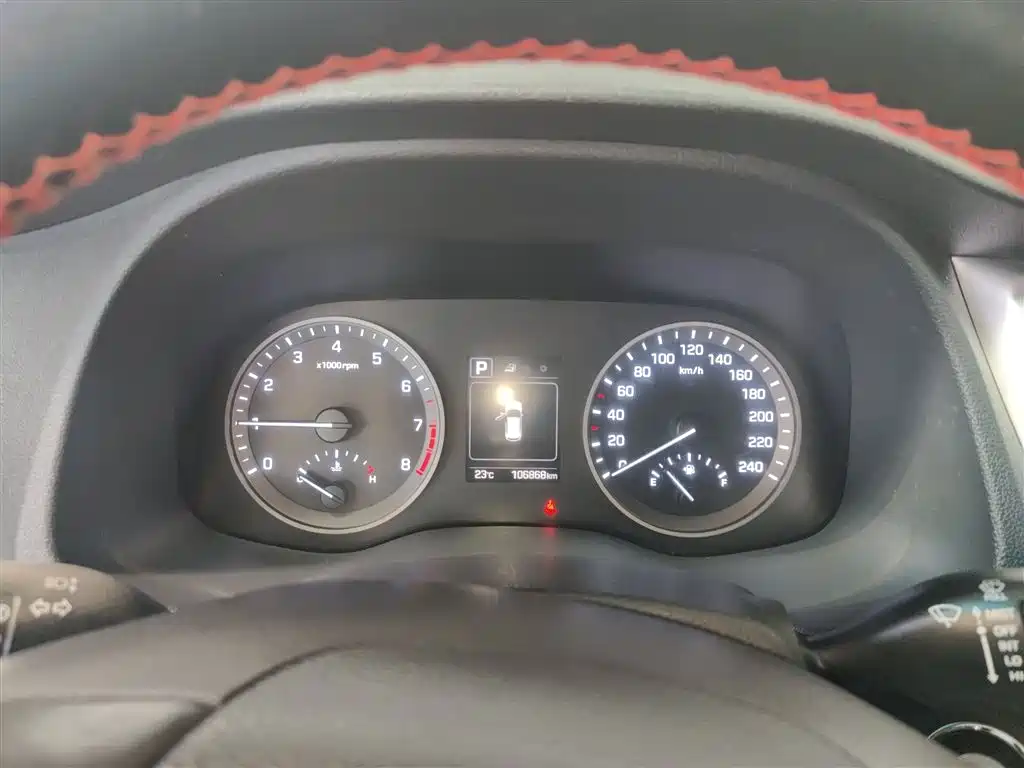 Hyundai Tucson 2015 1.6T Dual Clutch 2WD Smart фото 8