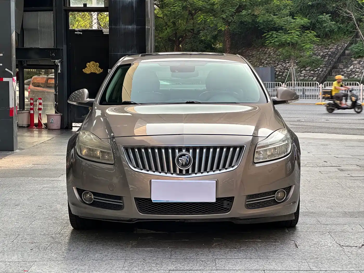 Buick Regal 2010 2010 2.0L Expo Edition