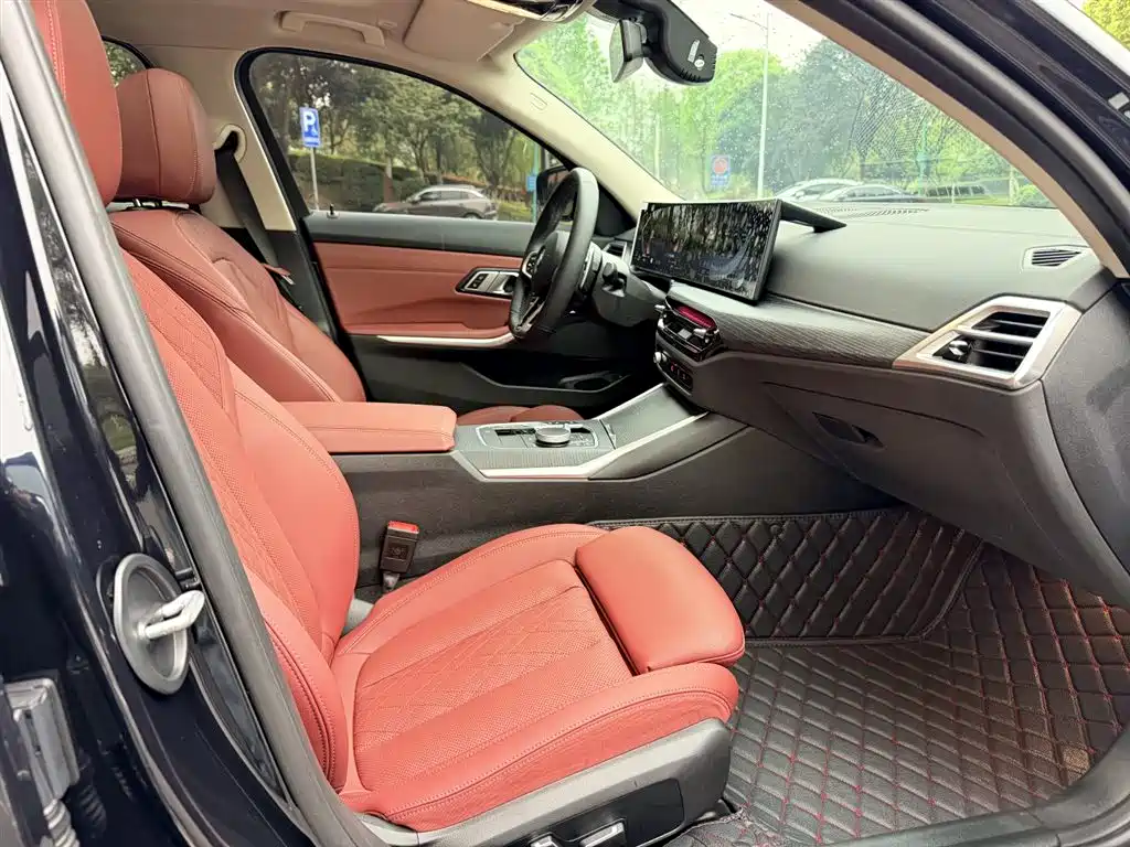 BMW 3 Series 2025 325Li M Sport Package фото 18