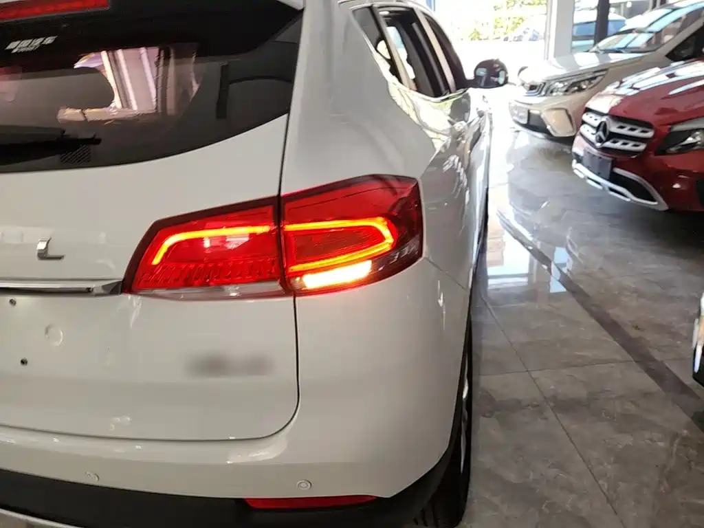 Haval H2s 2017 2017 Blue Label 1.5T Manual Comfort