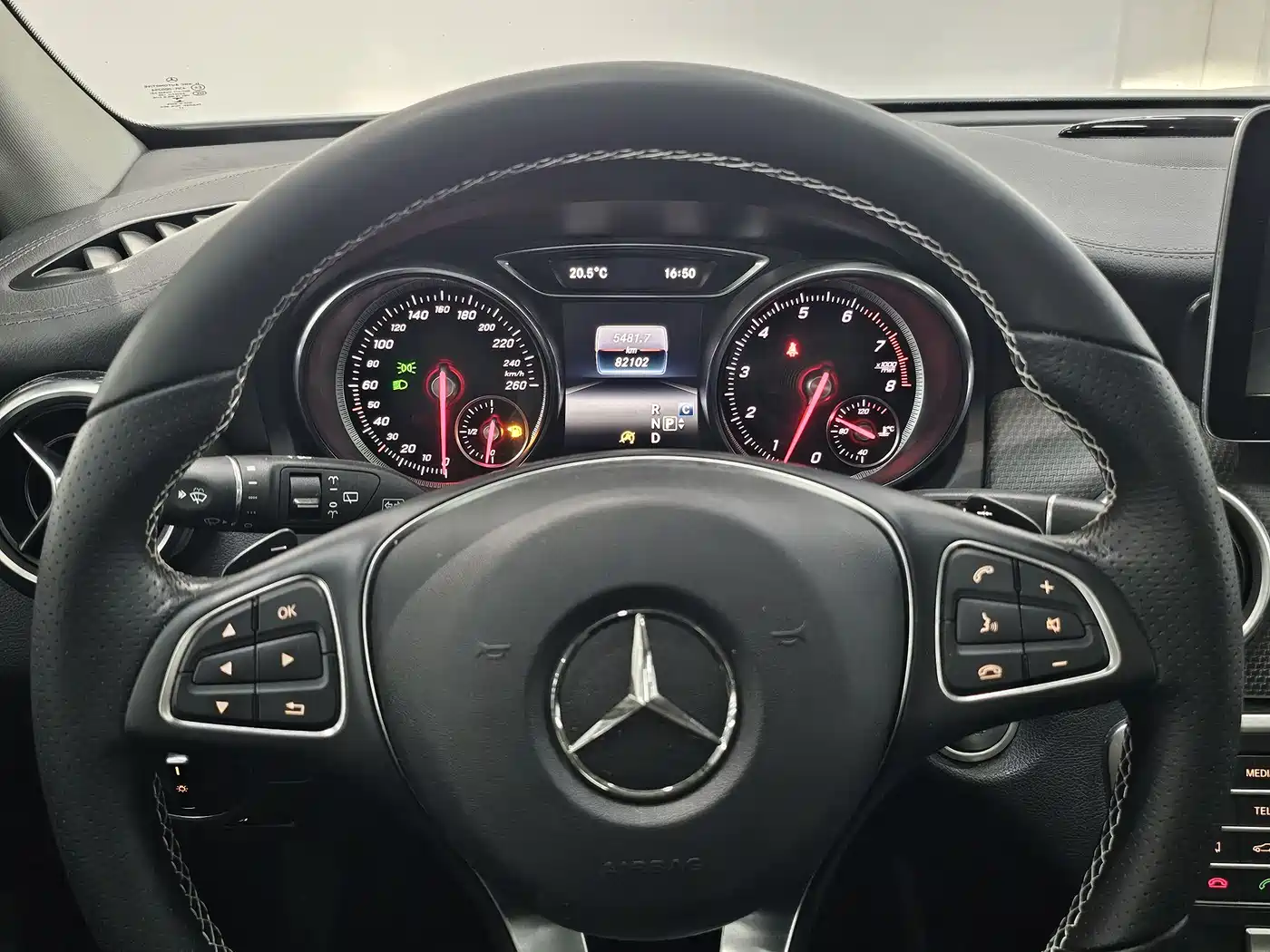 Mercedes-Benz GLA 2017 GLA 200 Fashion фото 13