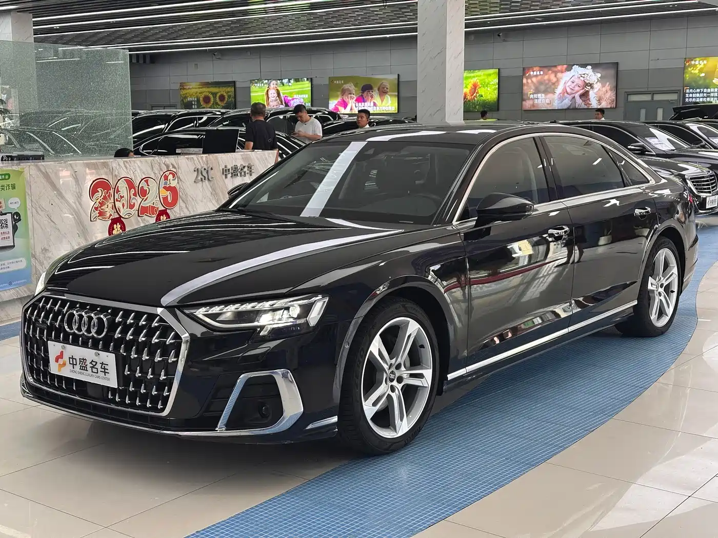 Audi A8 2023 A8L 50 TFSI quattro Exclusive