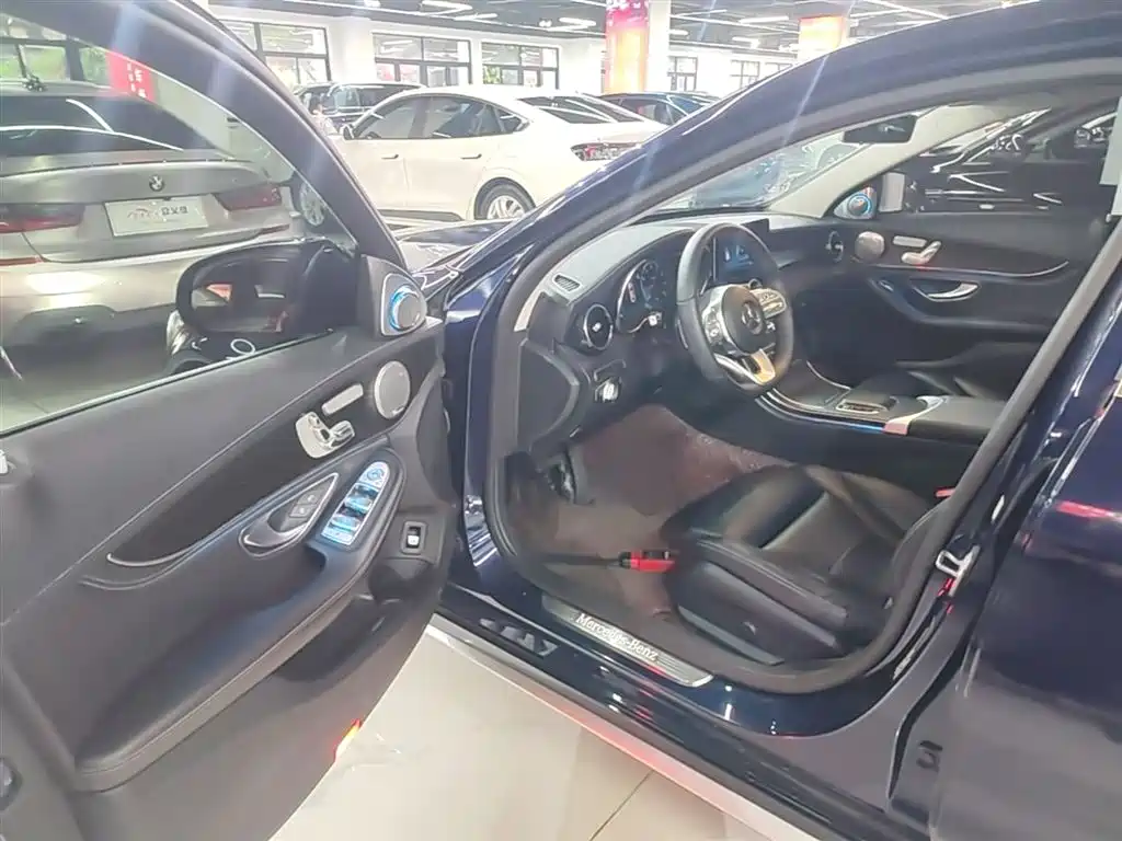 Mercedes-Benz C-Class 2020 C 260 L Sport фото 16