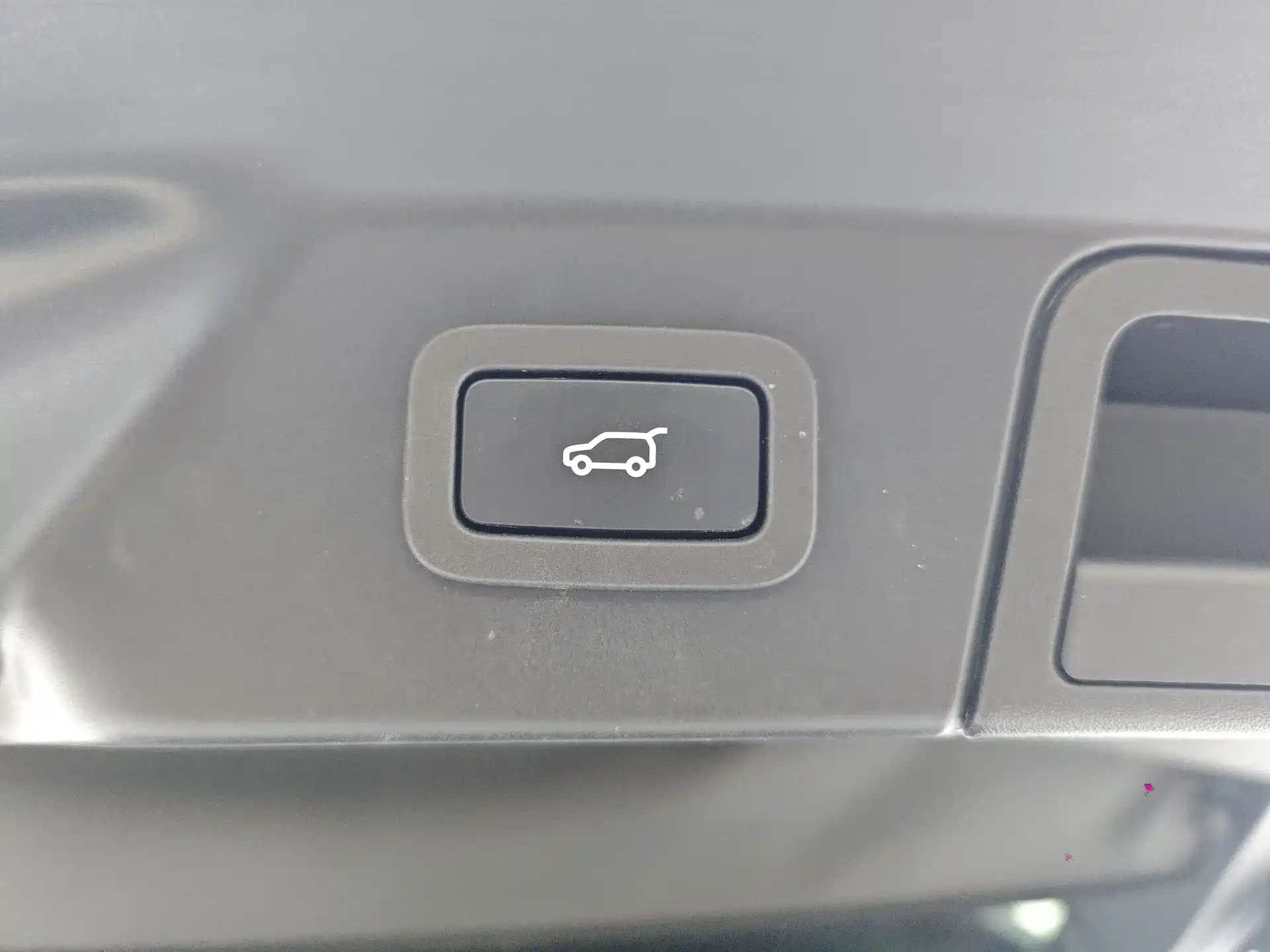 Фото 17 - Land Rover Range Rover Velar