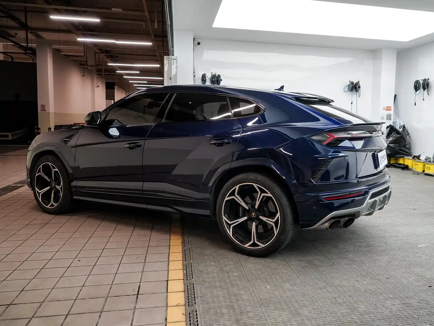 Lamborghini Urus 2018 4.0T V8 фото 4