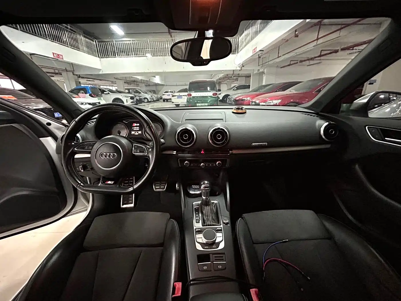 Audi S3 2015 S3 2.0T Limousine фото 4