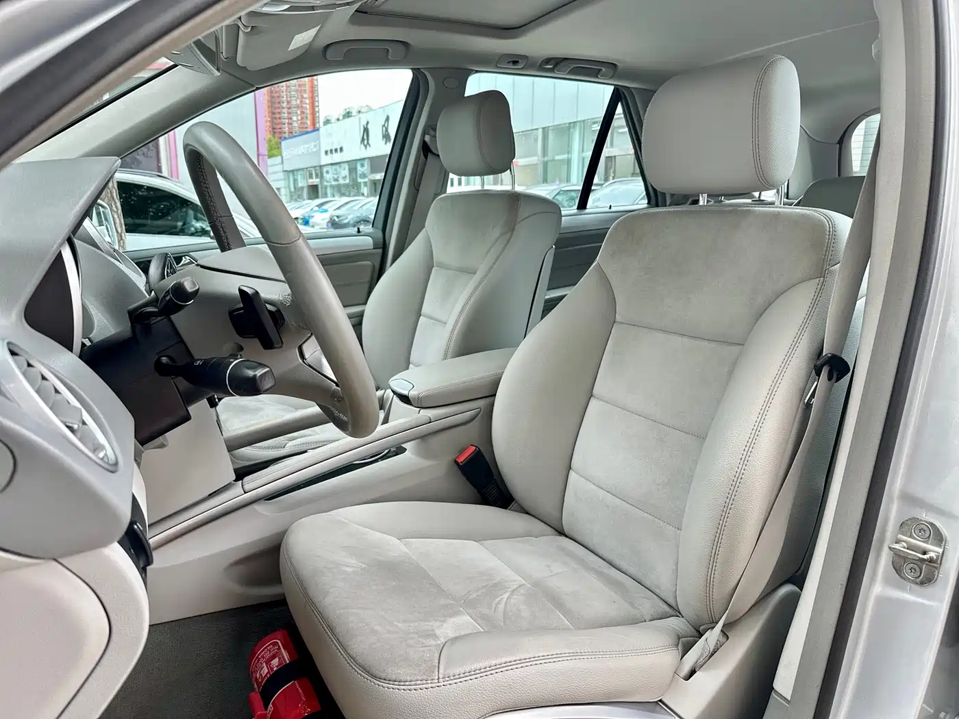 Mercedes-Benz M-Class 2010 ML 300 4MATIC фото 22