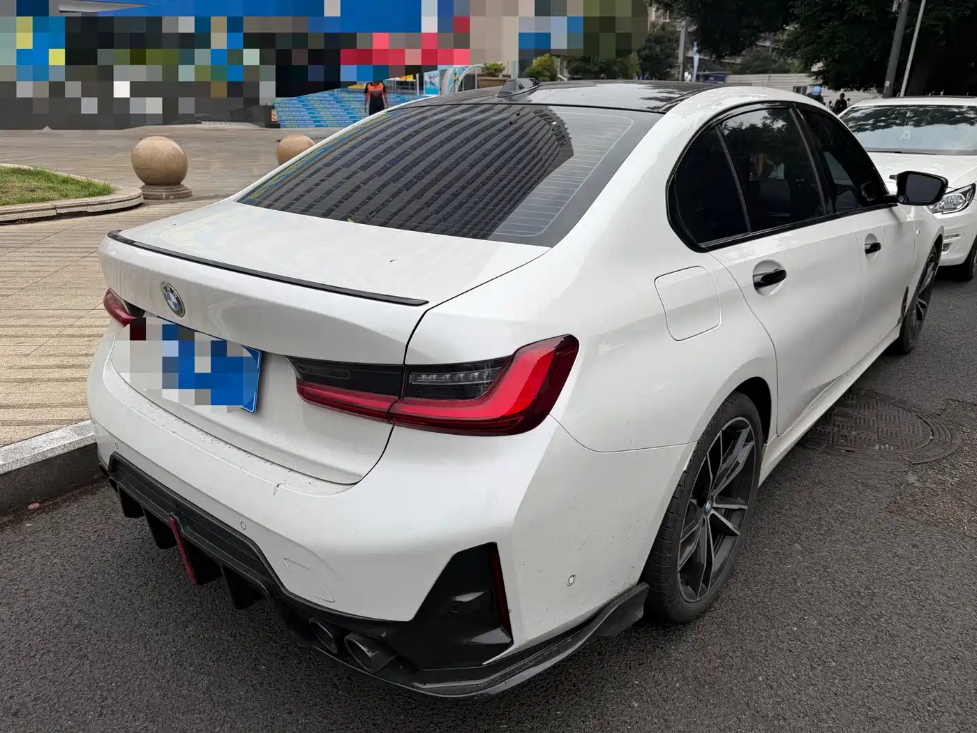 BMW 3-SERIES