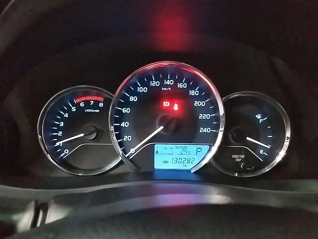 Toyota Levin 2017 Facelift 185T CVT Elite (China V) фото 12