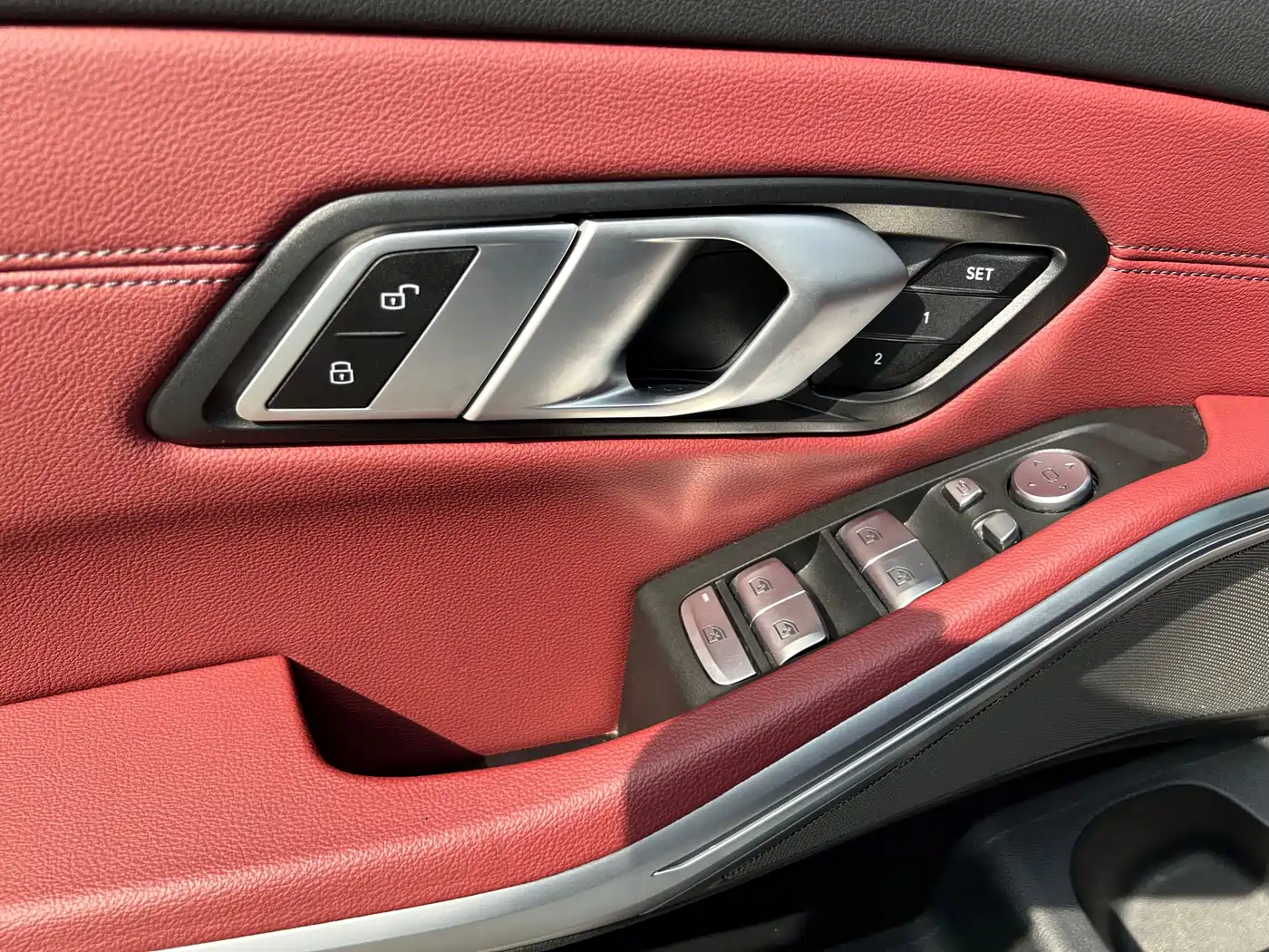 BMW 3 Series 2023 325i M Sport Black Night Package фото 16