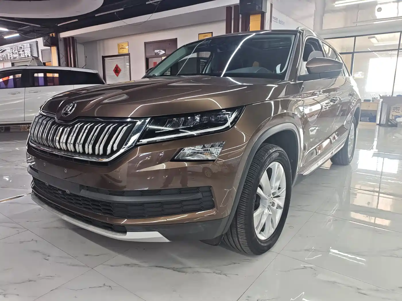 Škoda Kodiaq 2018 Facelift TSI330 5-seat 2WD Premium Luxury Edition