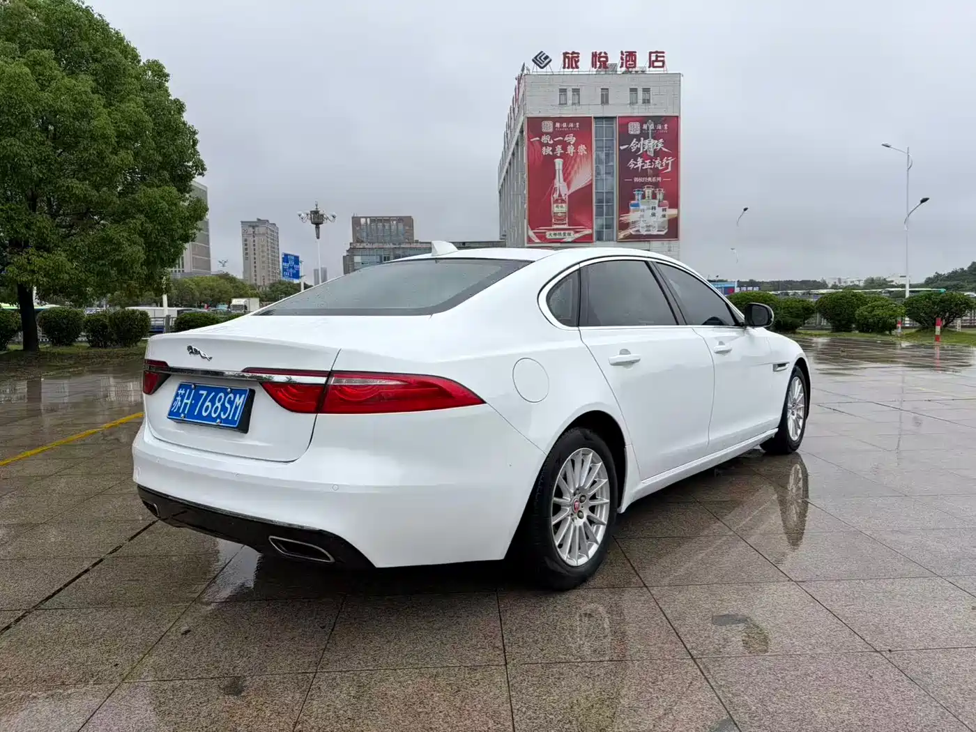 Jaguar XFL 2017 XFL 2.0T 200PS Elite Edition фото 9