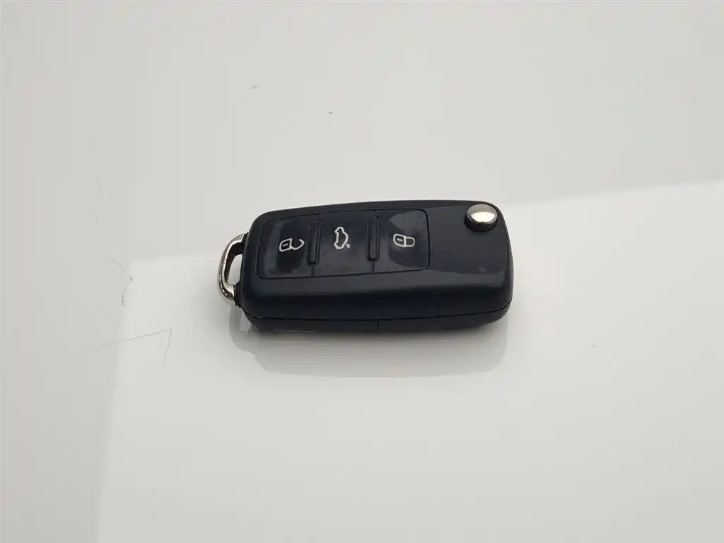 Volkswagen Lavida 2017 1.6L Manual Comfort Edition фото 19