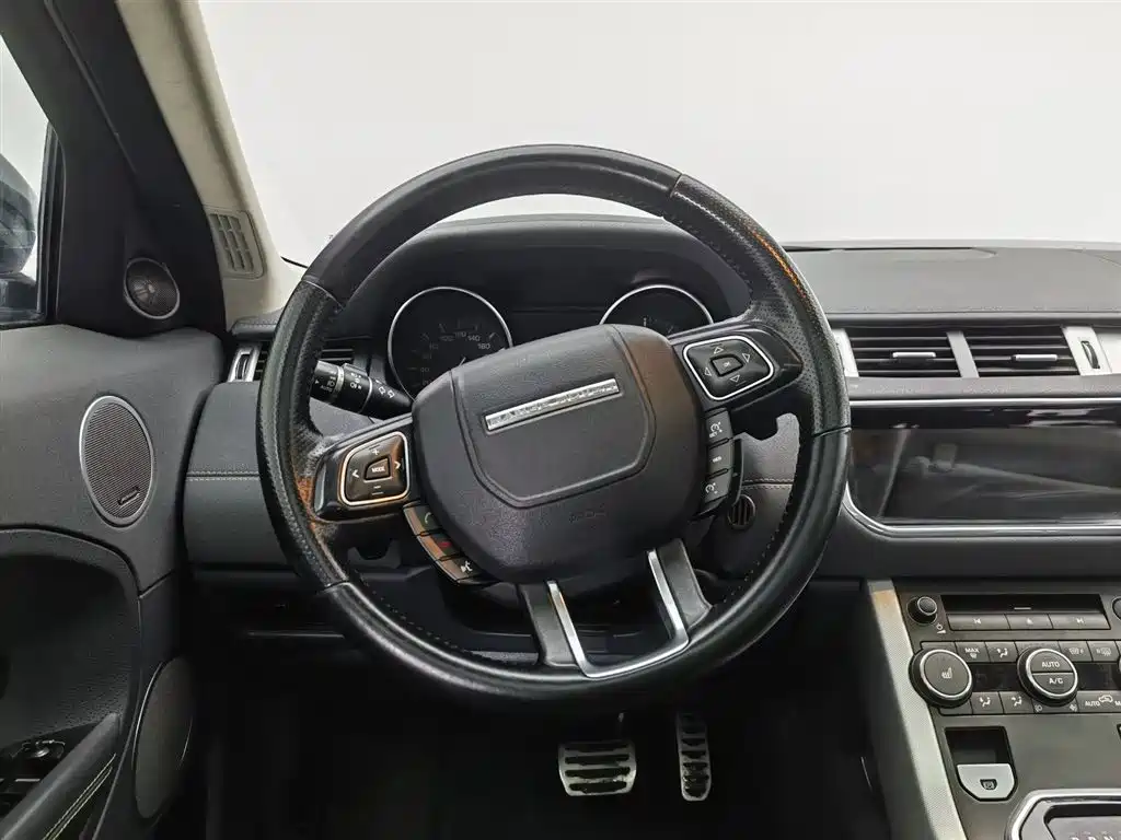 Land Rover Range Rover Evoque (Import) 2012 2.0T 5-door Dynamic Edition фото 11