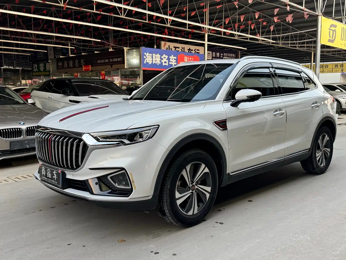  Hongqi Hongqi HS5 2022 Facelift 2.0T Smart Flag Enjoyment Edition