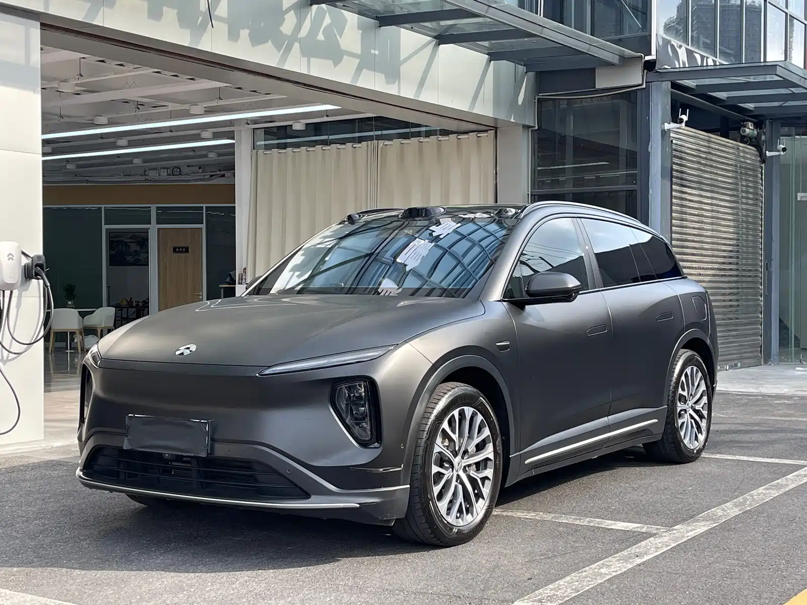 Фото 1 - NIO ES6
