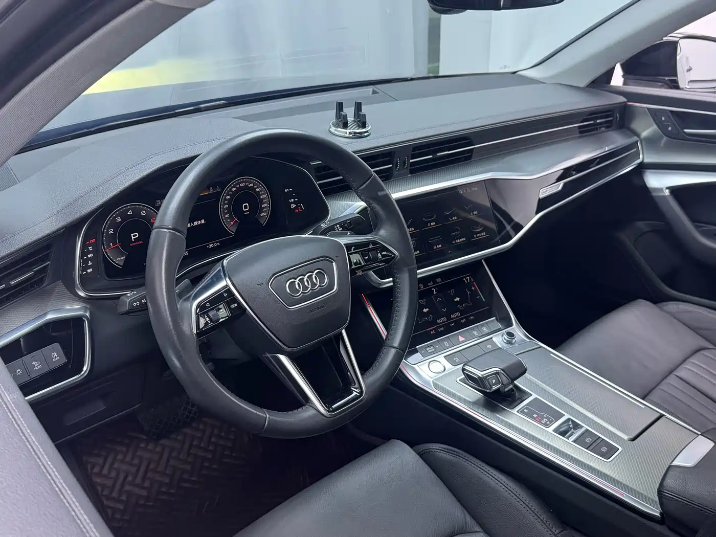 Audi A6L 2019 40 TFSI Luxury Elegance фото 6