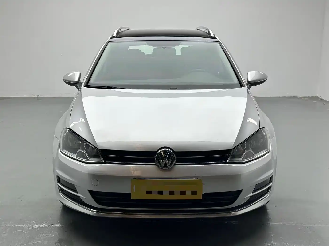 Volkswagen Golf 2016 1.6L Automatic Comfort фото 2