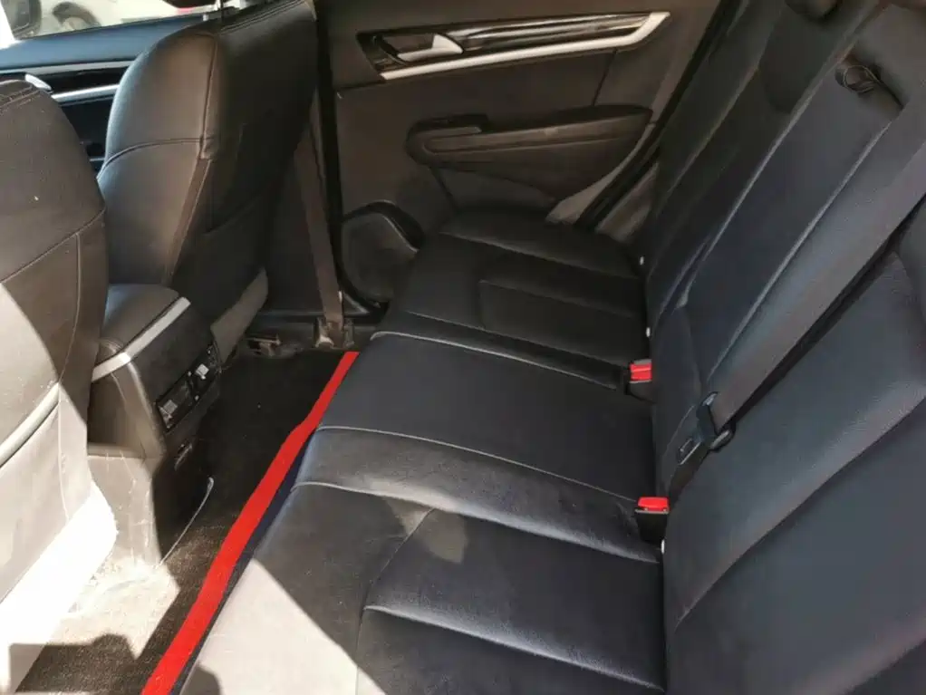 Dongfeng Aeolus Dongfeng Fengshen AX7 2015 2015 2.0L Automatic Smart Ease