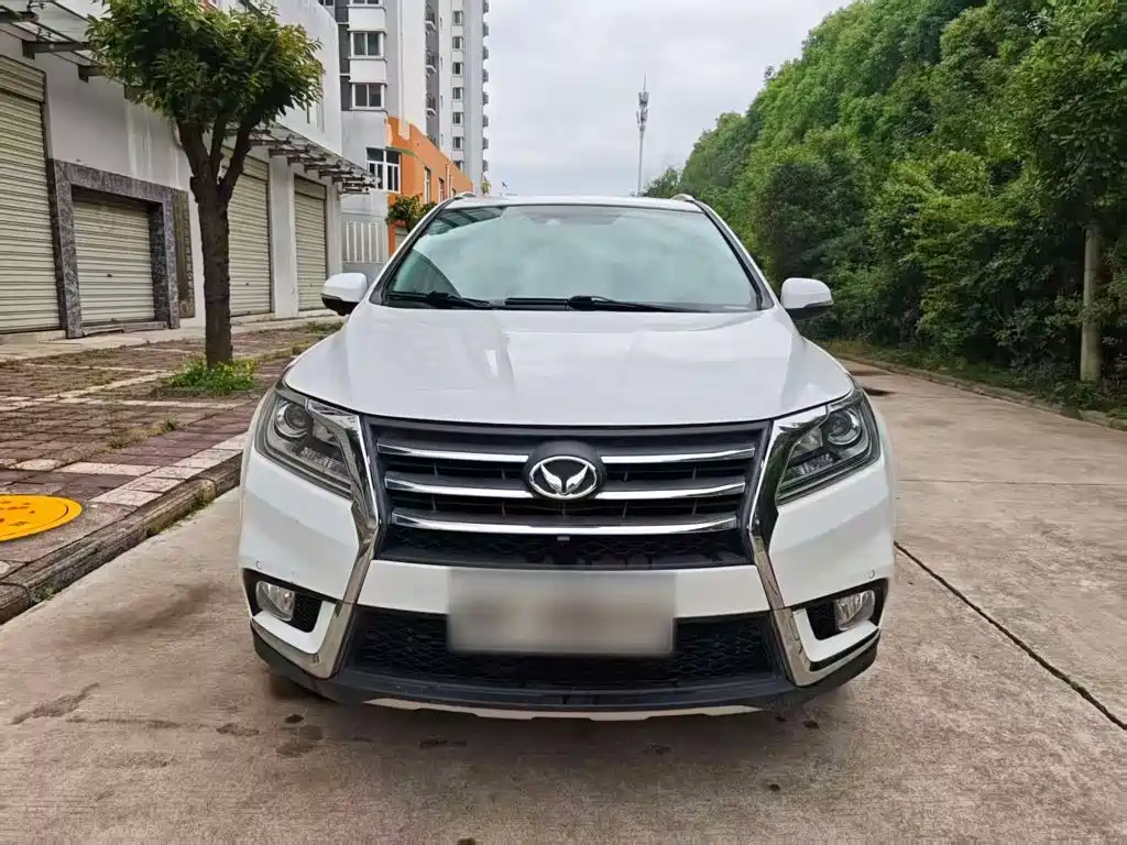 BAIC Huansu S6 2016 2016 1.5T Manual Smart Edition