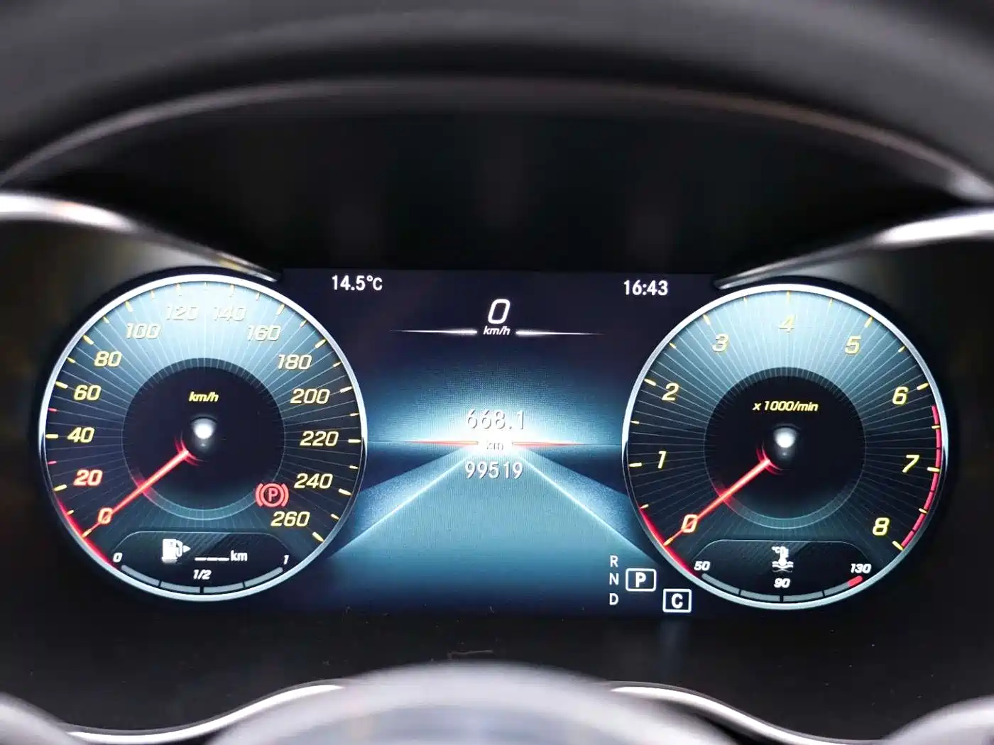 MERCEDES-BENZ C CLASS