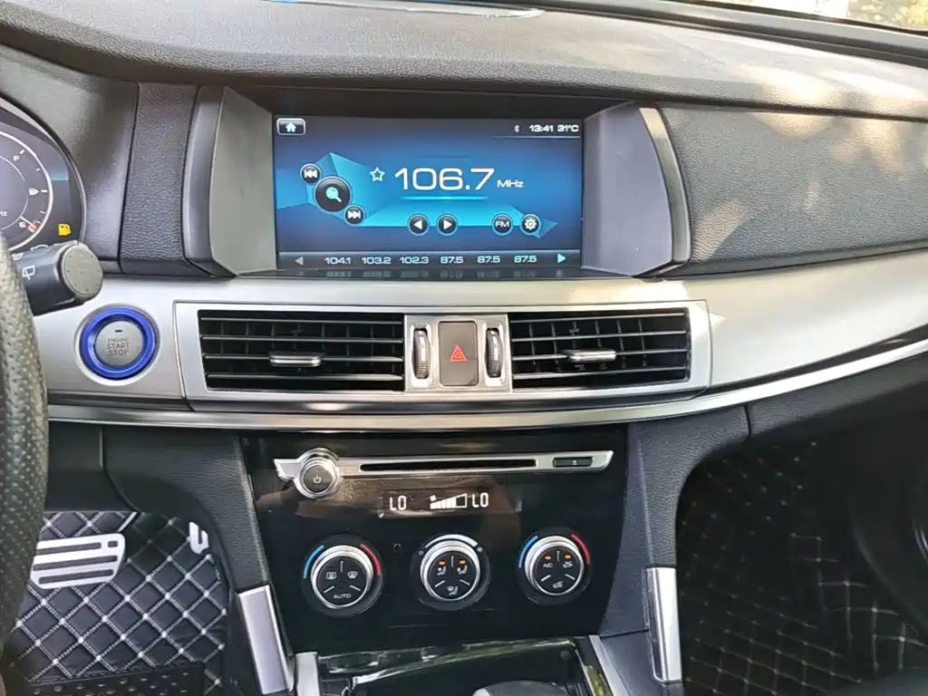 Фото 13 - Haval H7
