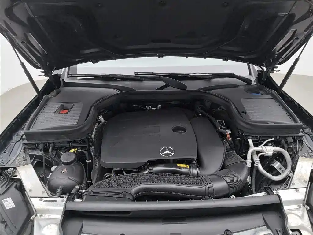Mercedes-Benz GLC 2022 Facelift GLC 300 L 4MATIC Dynamic Collector's Edition фото 6