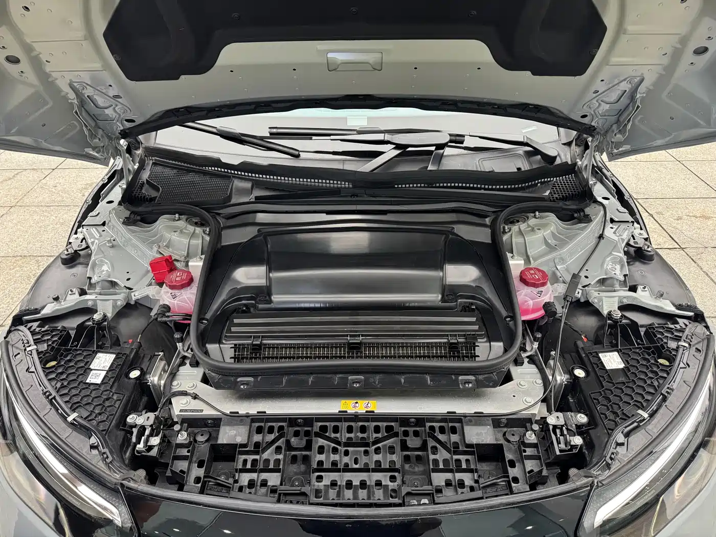 Mercedes-Benz EQE 2023 2022 350 Pioneer Edition