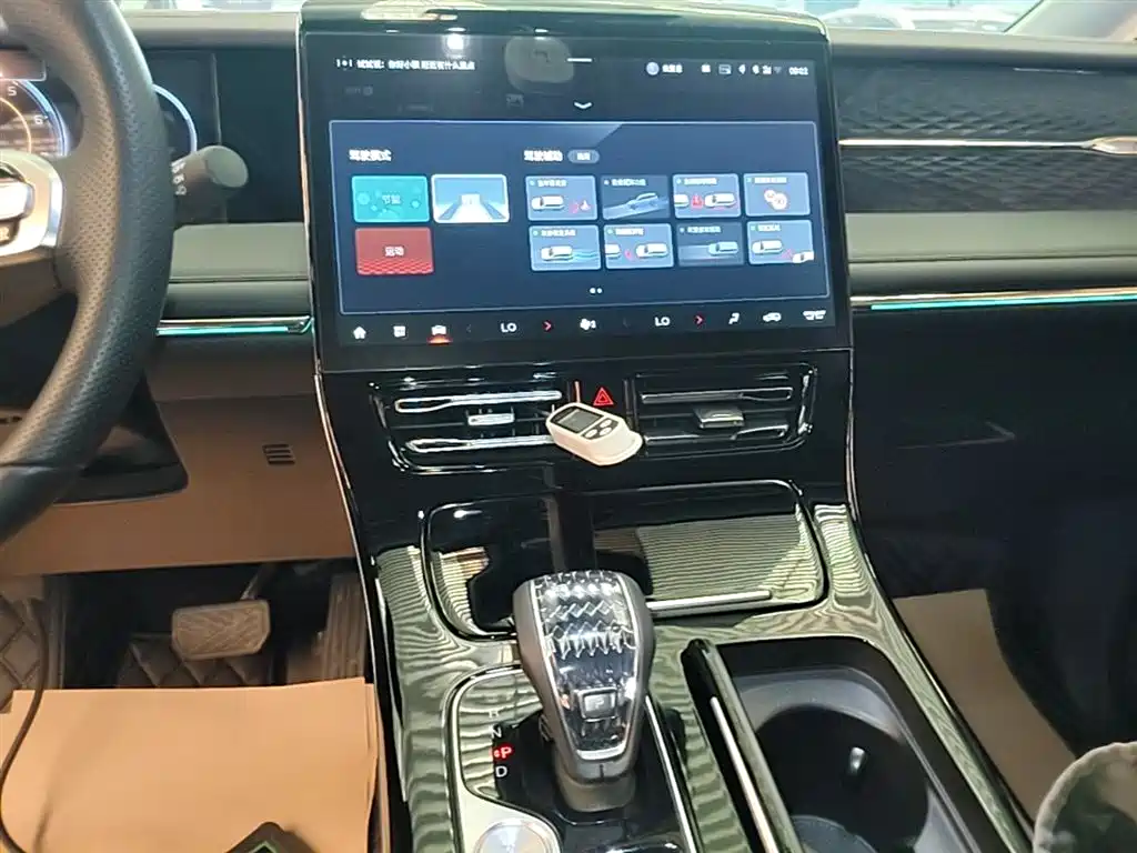 GAC Trumpchi Trumpchi M8 2024 Master Series 400T Ultimate Edition фото 13