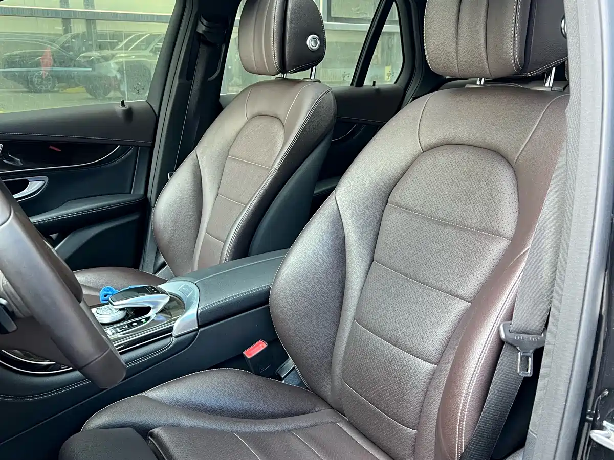 Mercedes-Benz GLC 2017 GLC 260 4MATIC Luxury фото 7