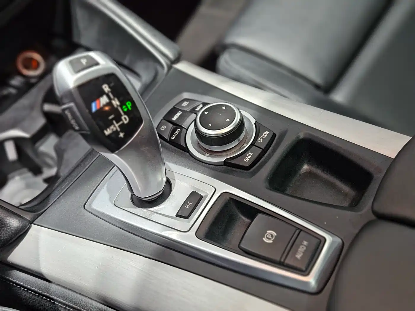 BMW X6 M 2010 X6 M фото 12