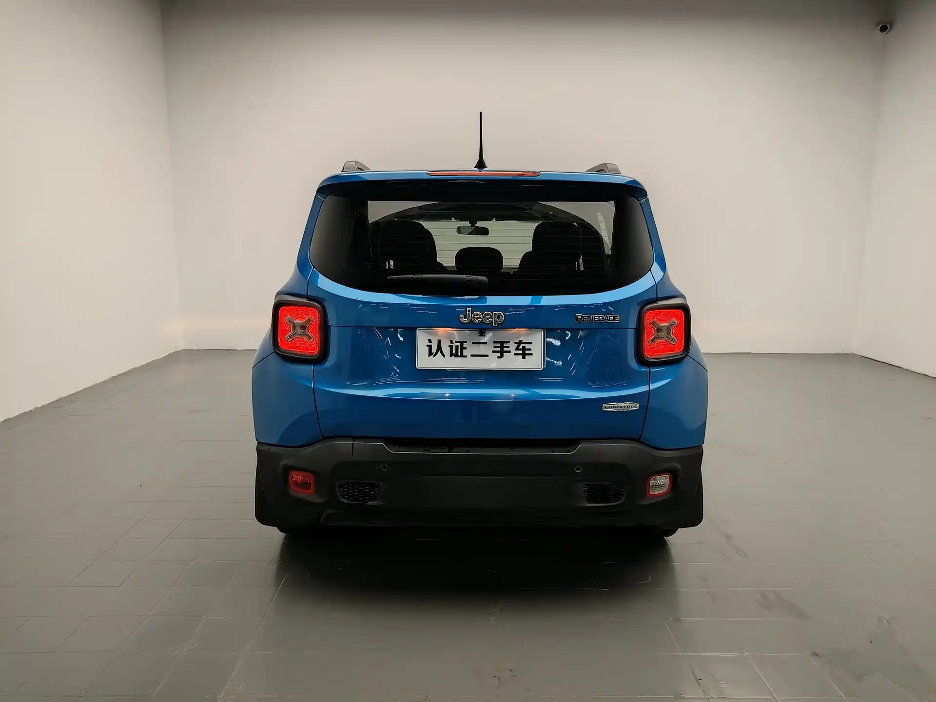 Photo 6 - Jeep Renegade