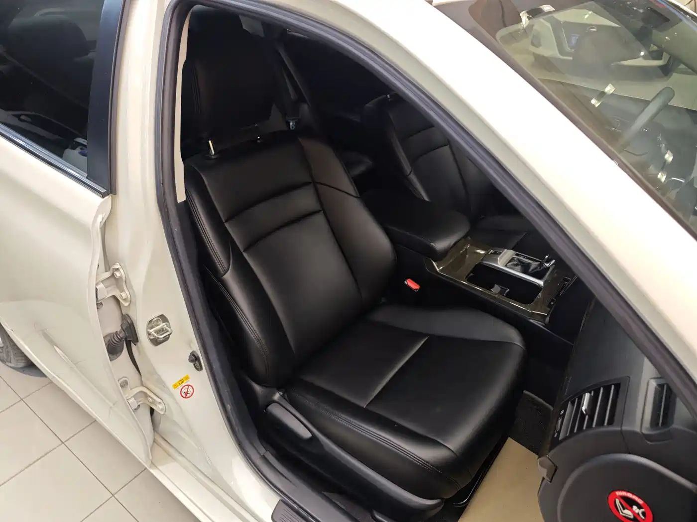 Toyota Reiz 2013 2.5S Elite Edition фото 34