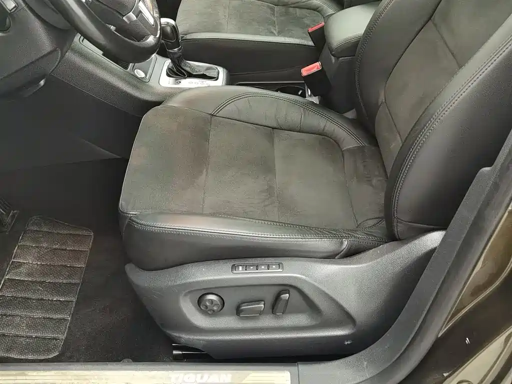 Volkswagen Tiguan 2015 2.0TSI Automatic 4WD Flagship фото 20