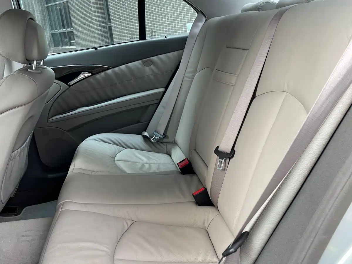 Mercedes-Benz E-Class (Import) 2006 E 500 Fashion фото 15