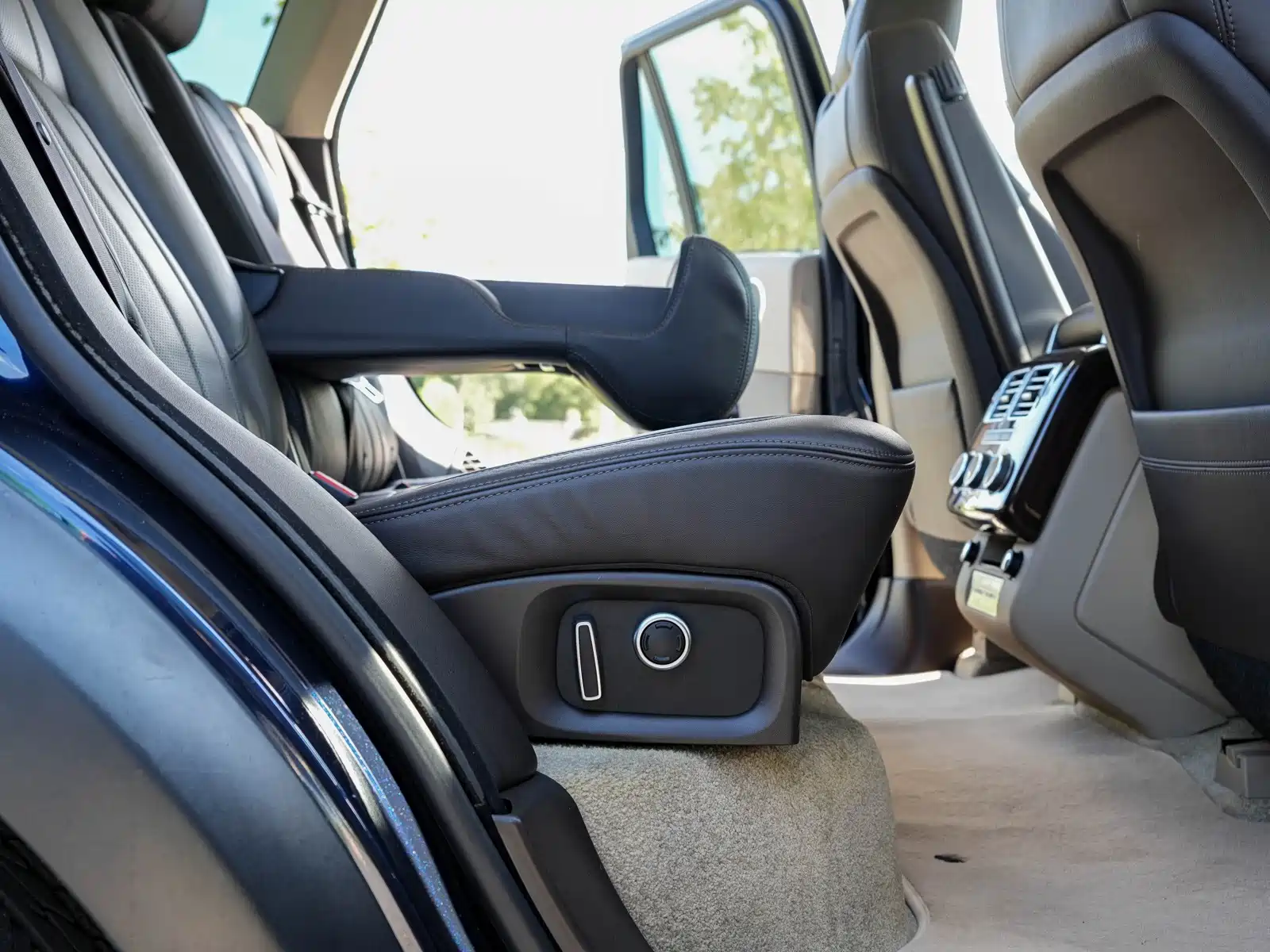 Фото 30 - Land Rover Range Rover