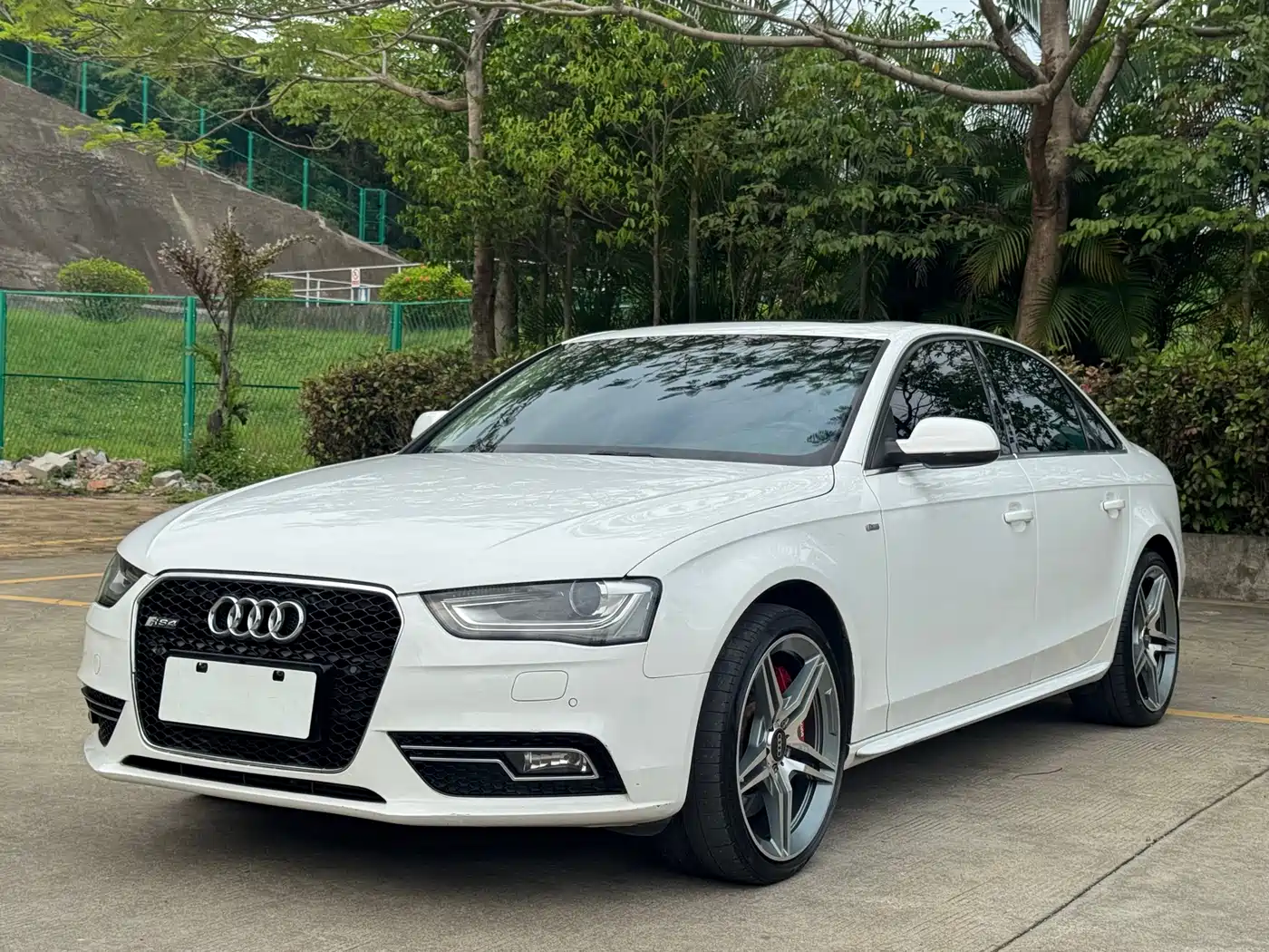 Audi A4L 2015 45 TFSI quattro Individual Sport
