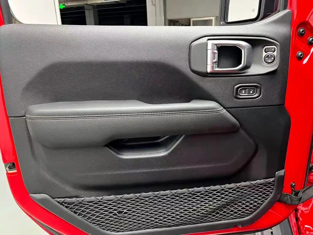 Jeep Wrangler 4xe 2022 2021 4-Door 2.0T 4xe Sahara